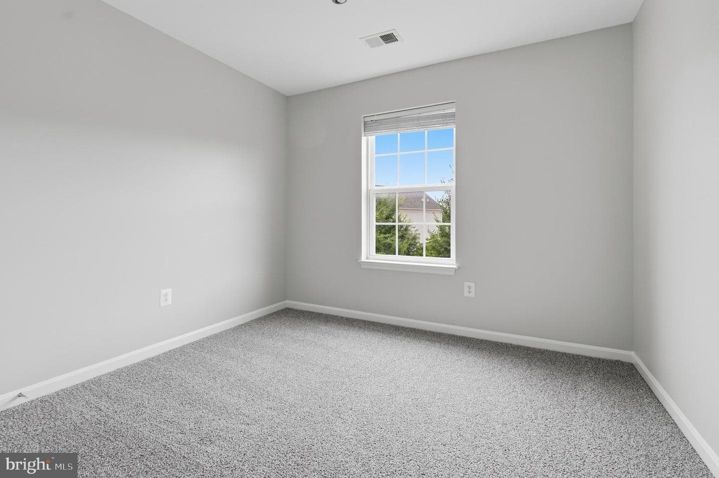 1621 Renaissance Drive photo 22