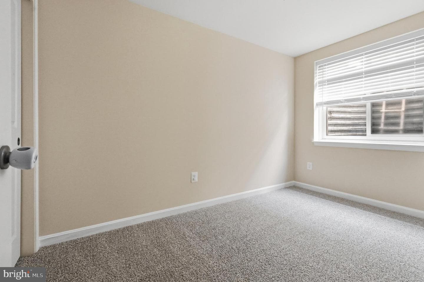 1621 Renaissance Drive photo 29