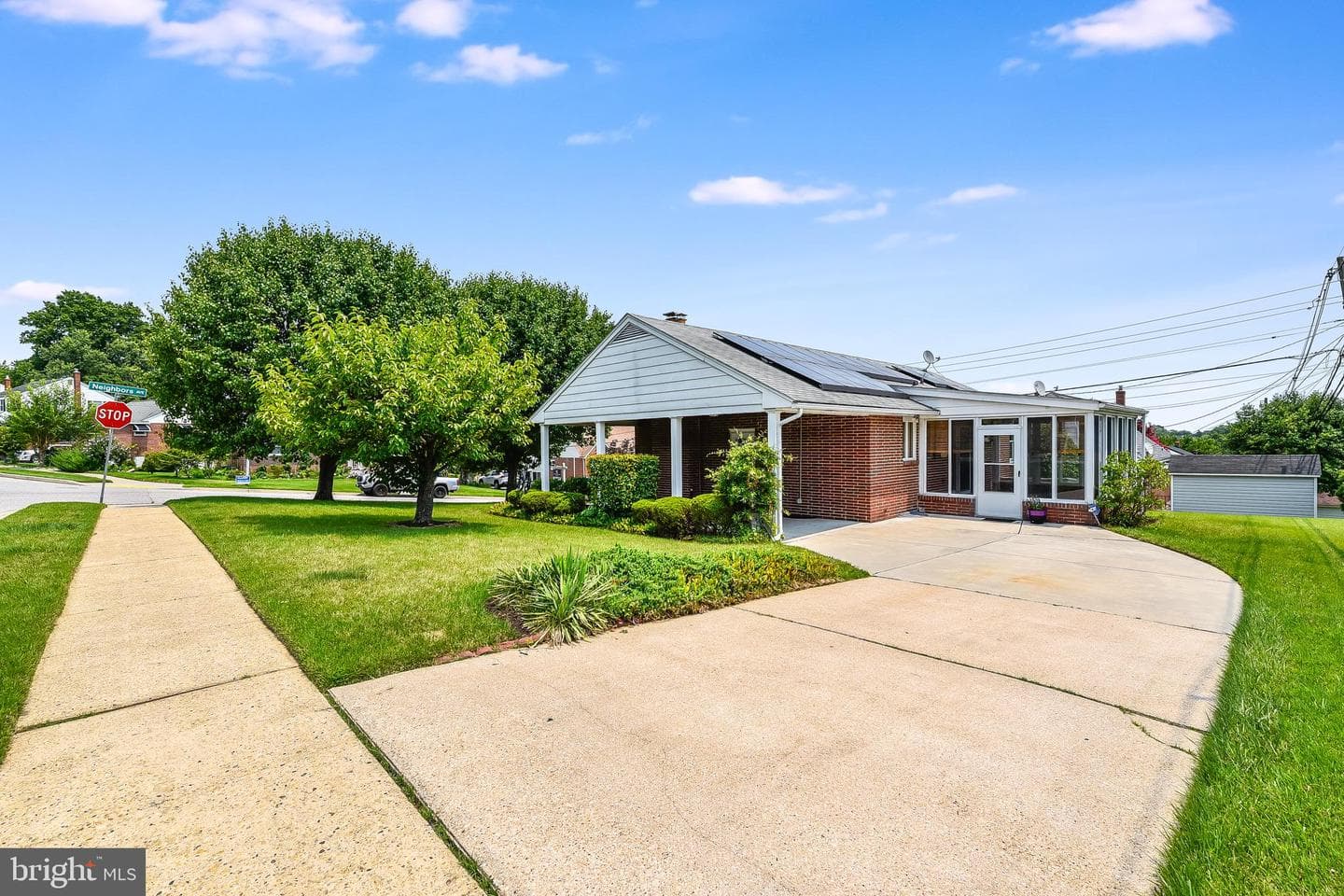 1528 Neighbors Avenue photo 34