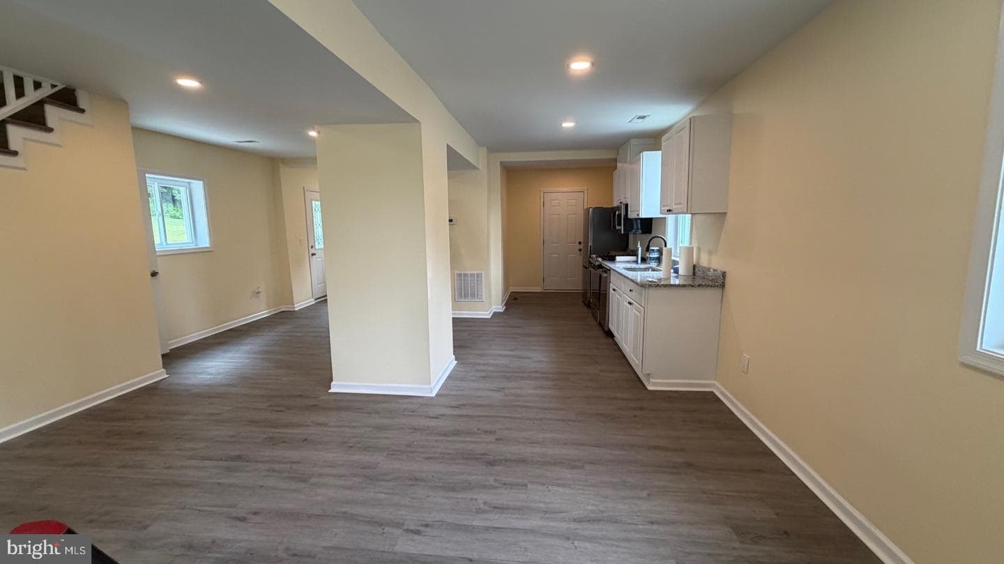 2317 Waters photo 17