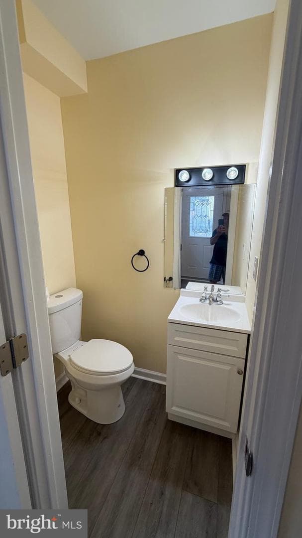 2317 Waters photo 6