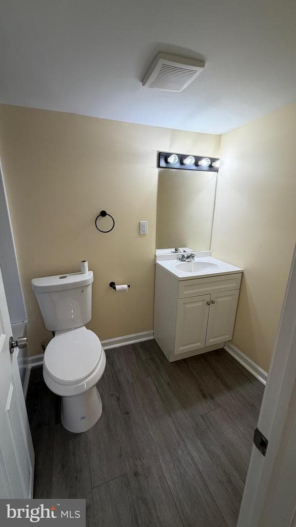 2317 Waters photo 9