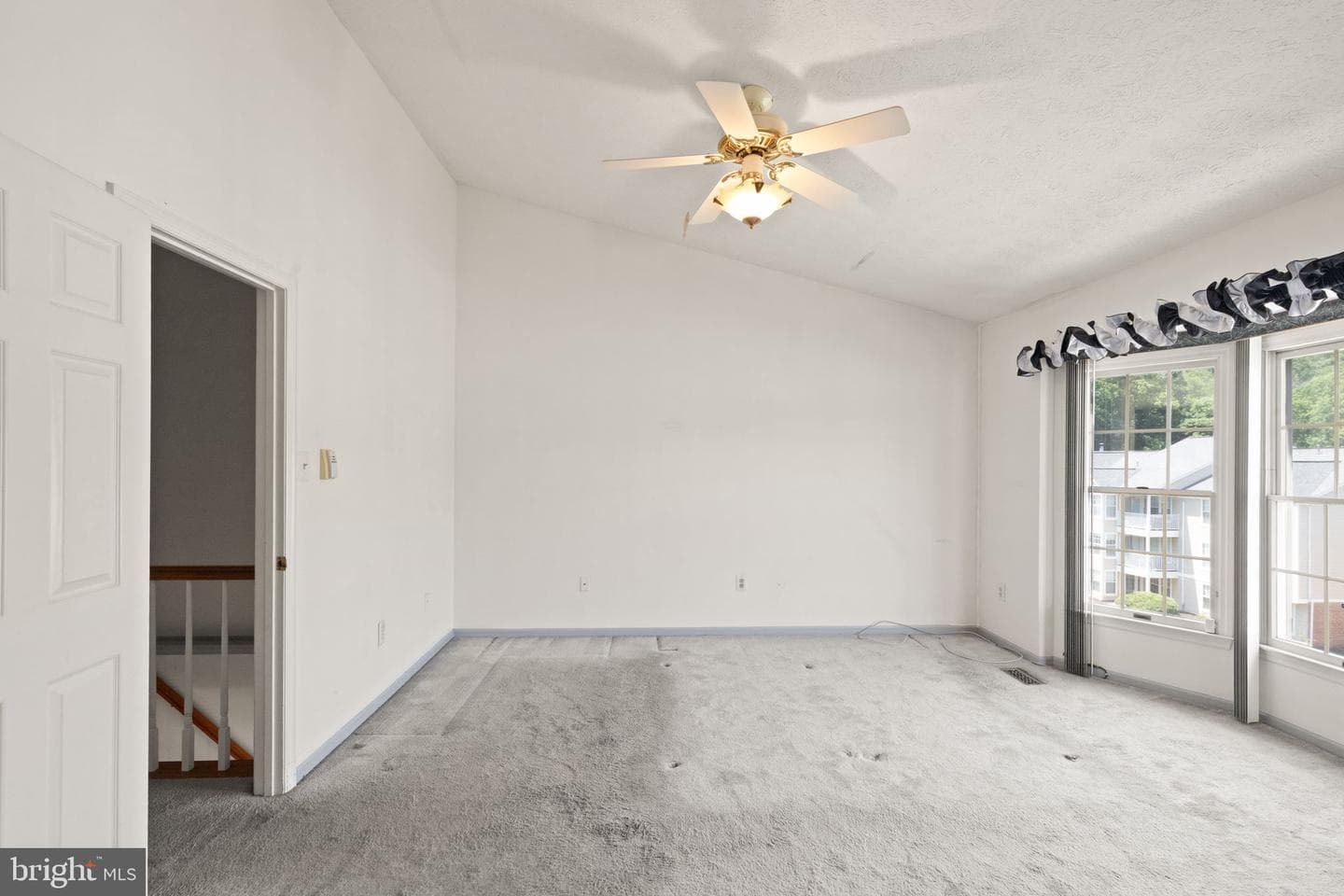 21 Willwood Court photo 18