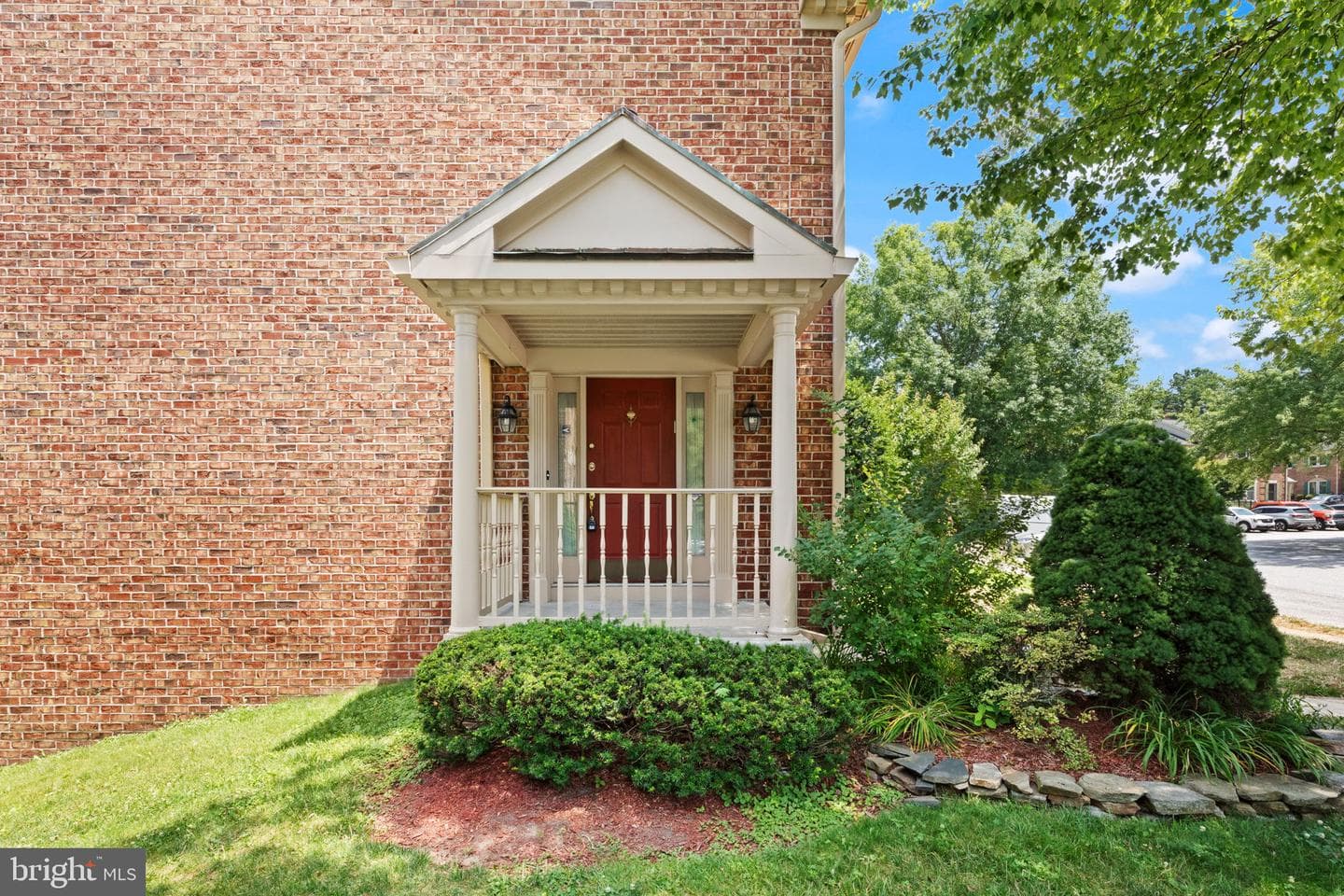 21 Willwood Court photo 2