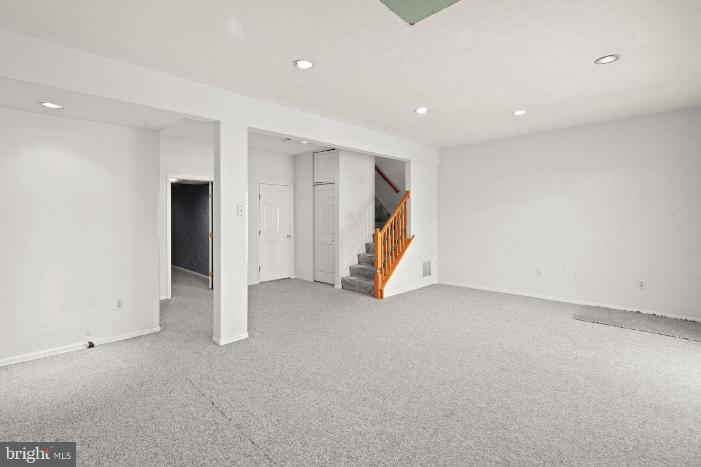 21 Willwood Court photo 29