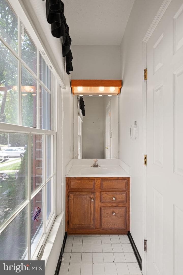 21 Willwood Court photo 3