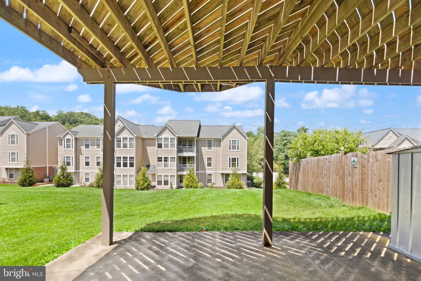 21 Willwood Court photo 34