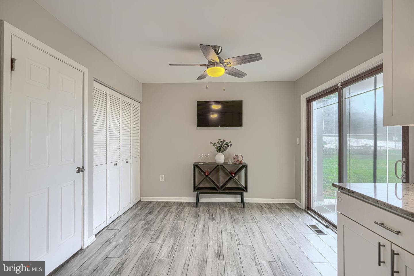 5505 Cynthia Terrace photo 15