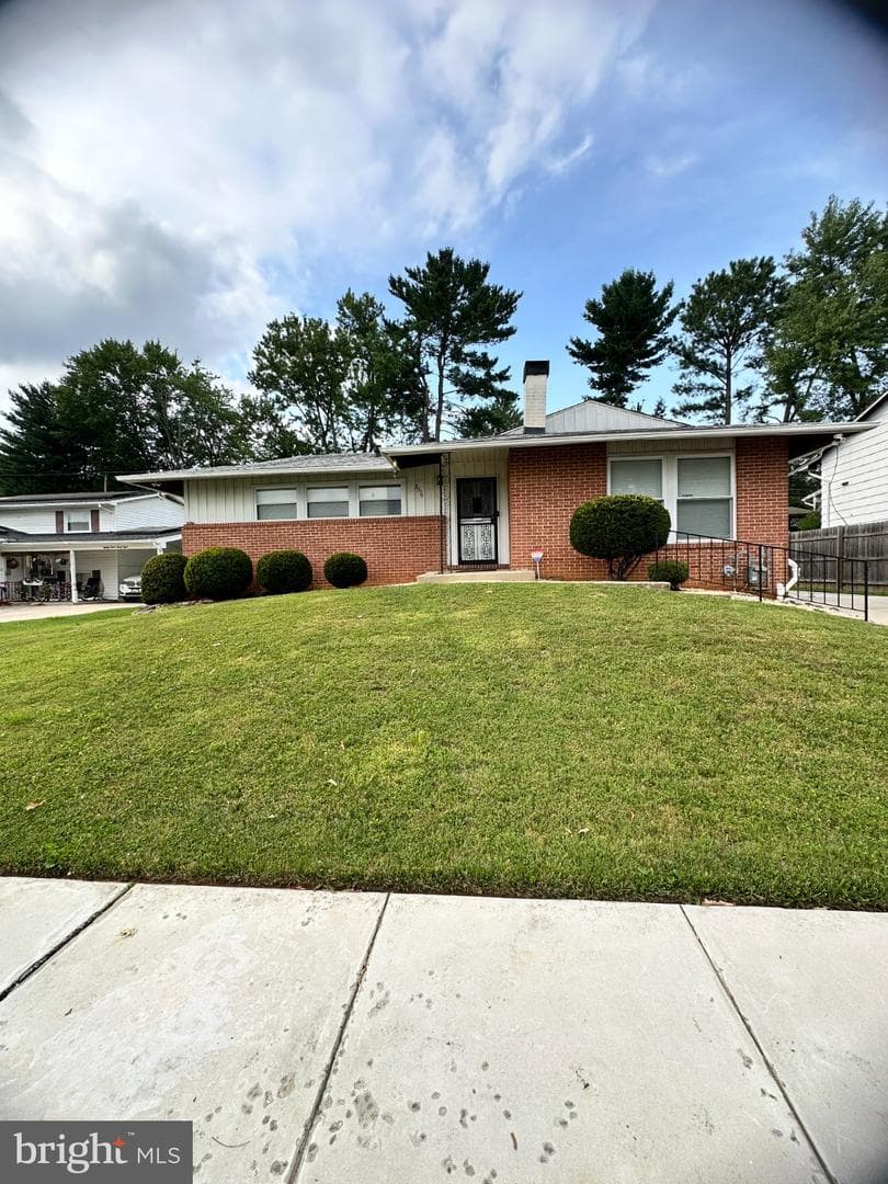 8336 Scotts Level Road photo 5