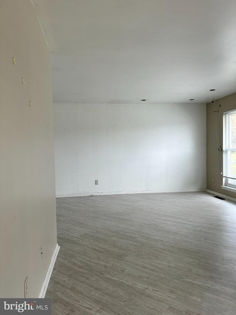 8336 Scotts Level Road photo 9
