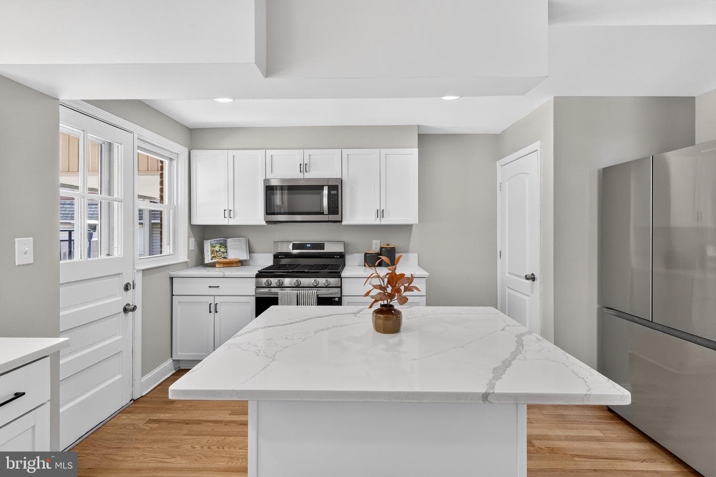 2916 Southbrook Road photo 7