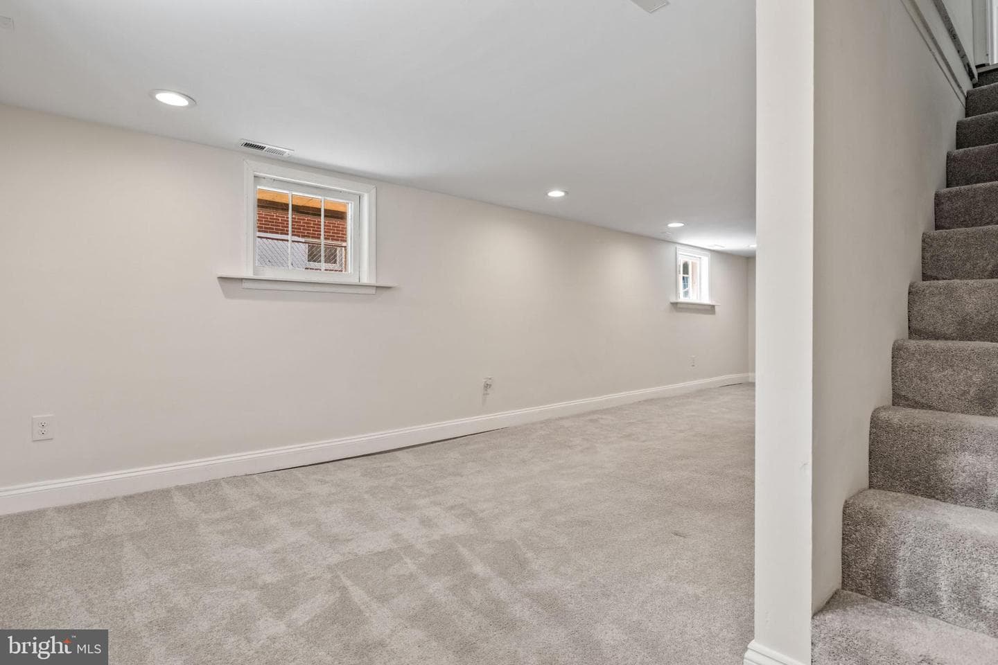 8623 Wendell Avenue photo 46