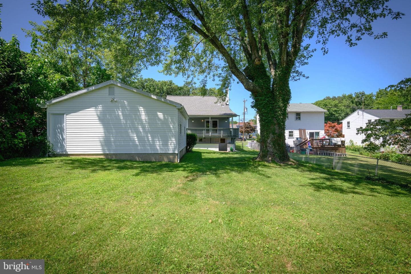 8623 Wendell Avenue photo 66