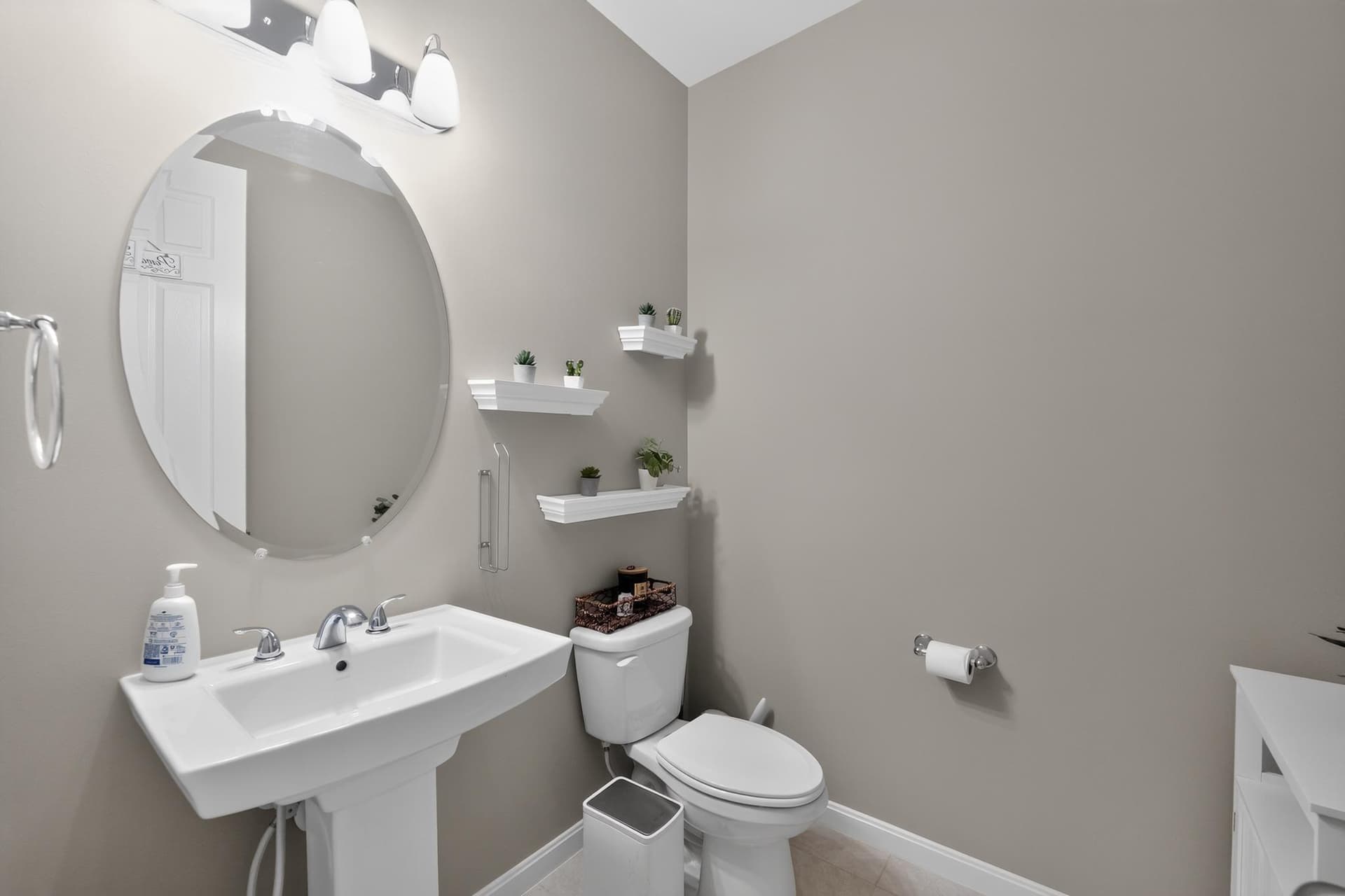 409 Crystal Downs Court photo 16