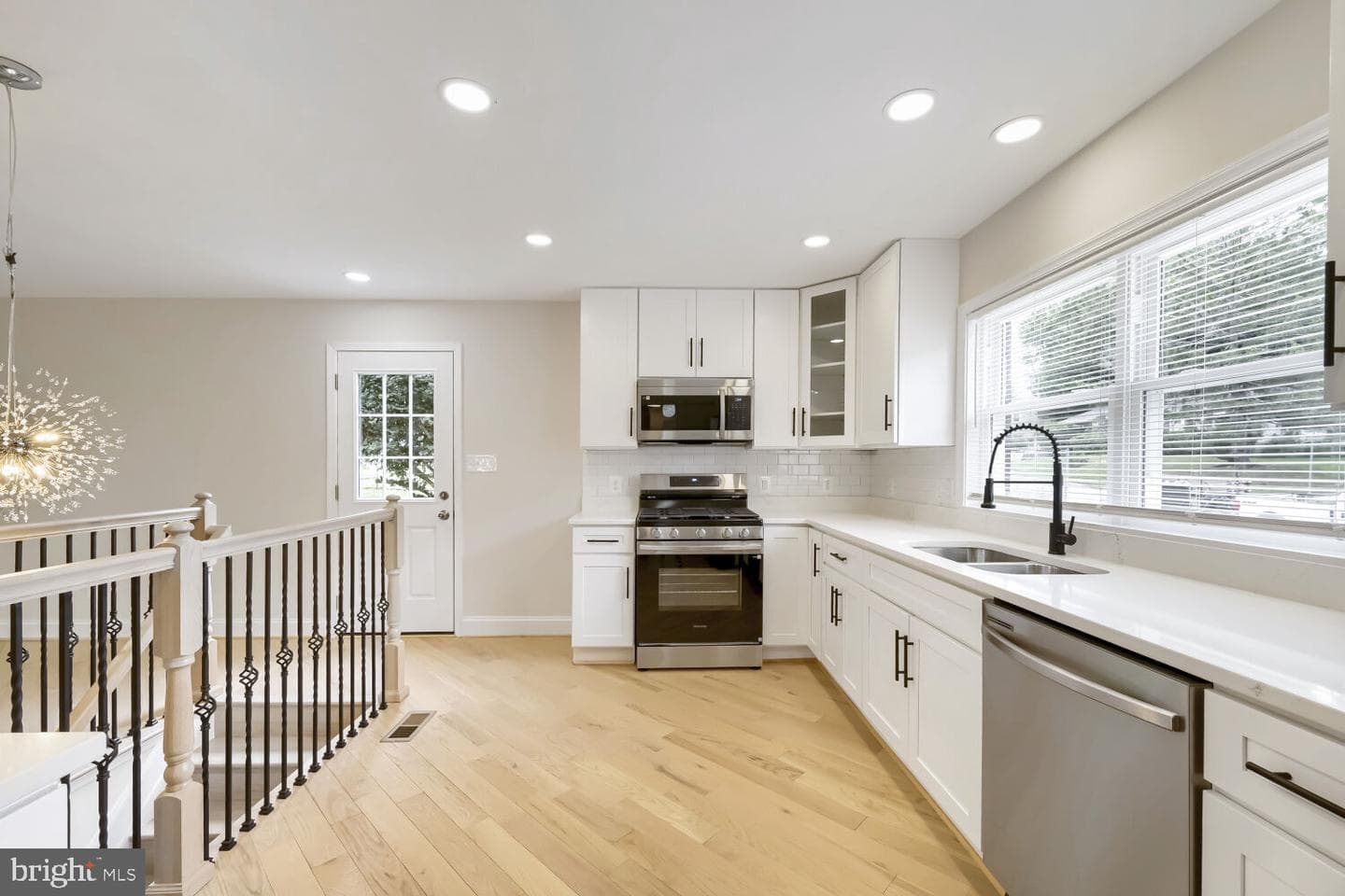 113 Danbury Road photo 14