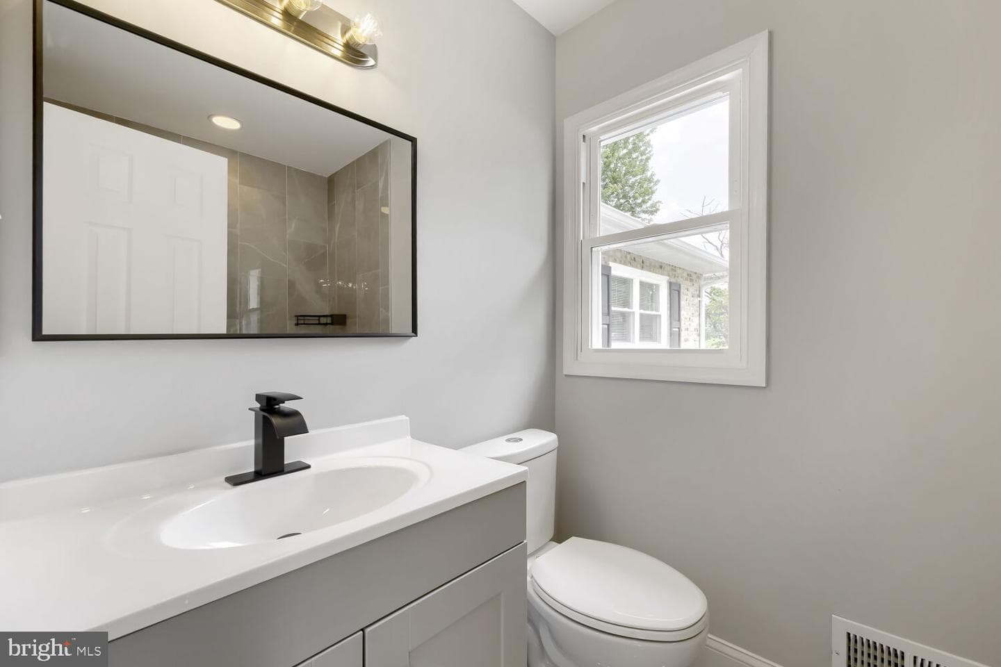 113 Danbury Road photo 15