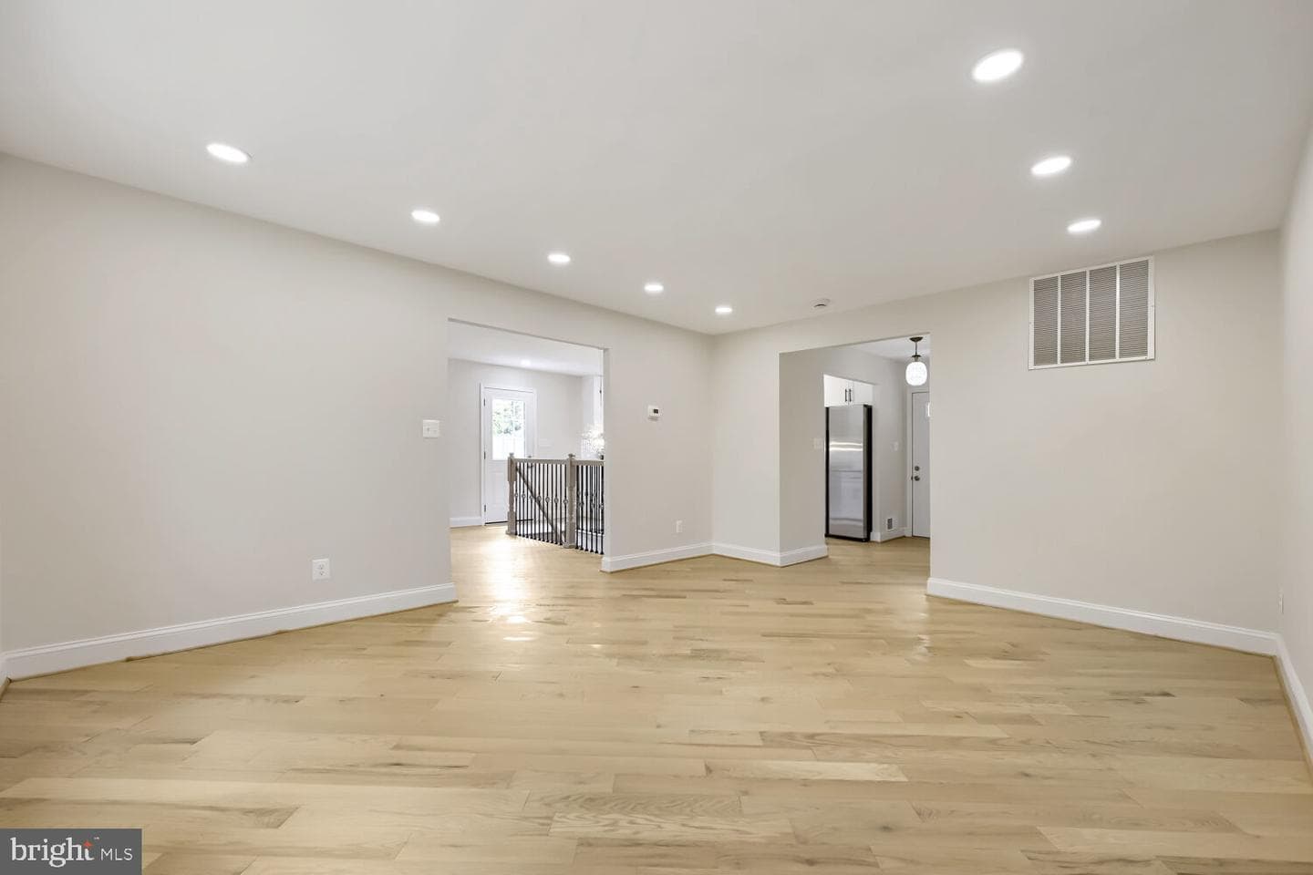 113 Danbury Road photo 7