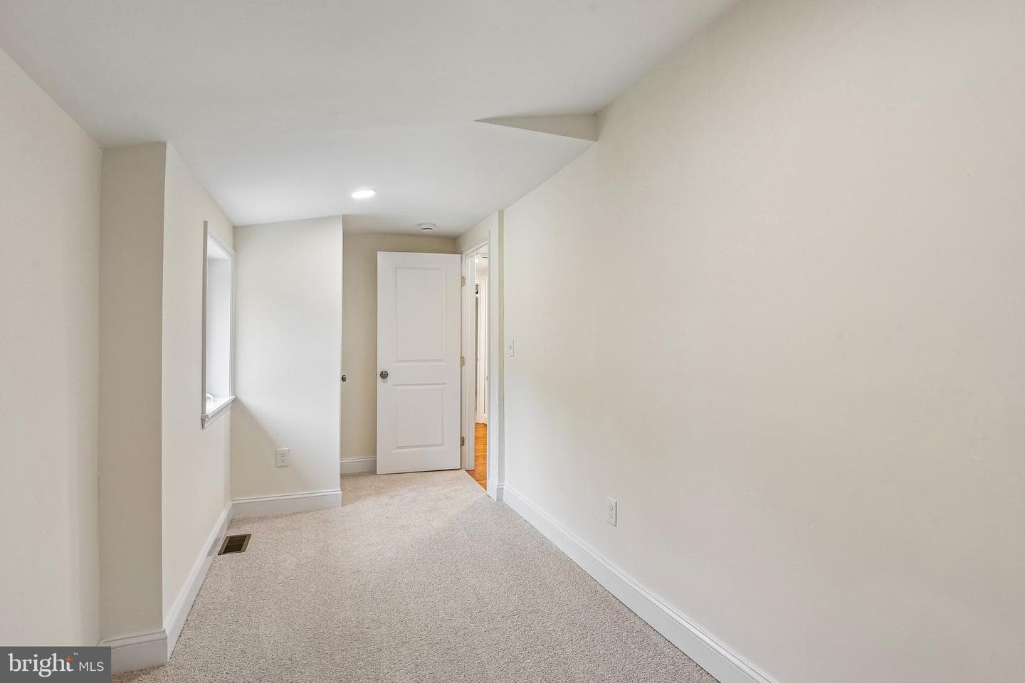 36 Wade Avenue photo 29
