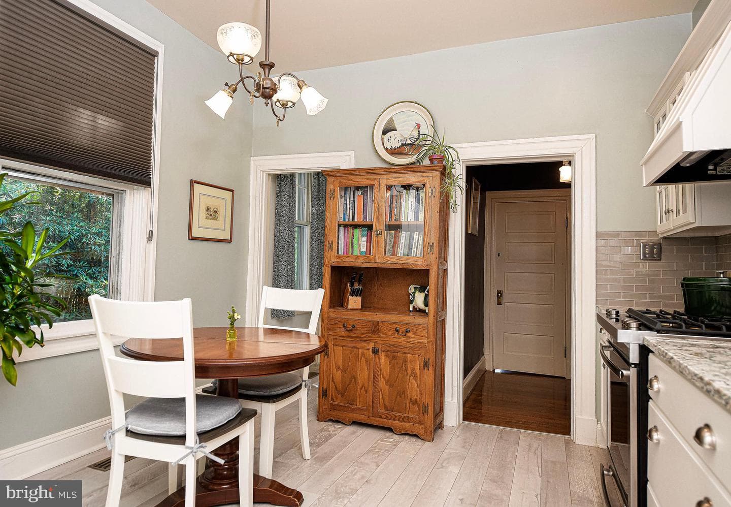 1014 Windsor Road photo 11