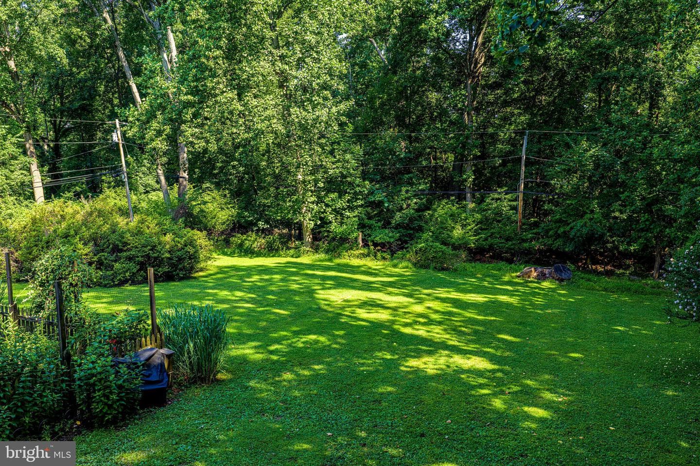 1014 Windsor Road photo 43