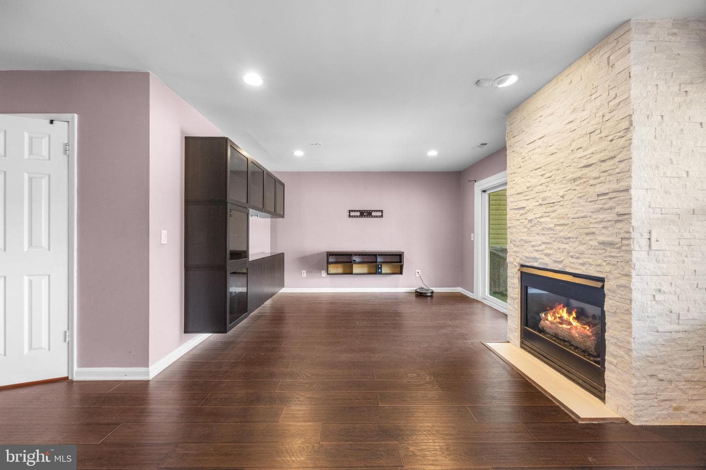 9406 Georgian Way photo 31