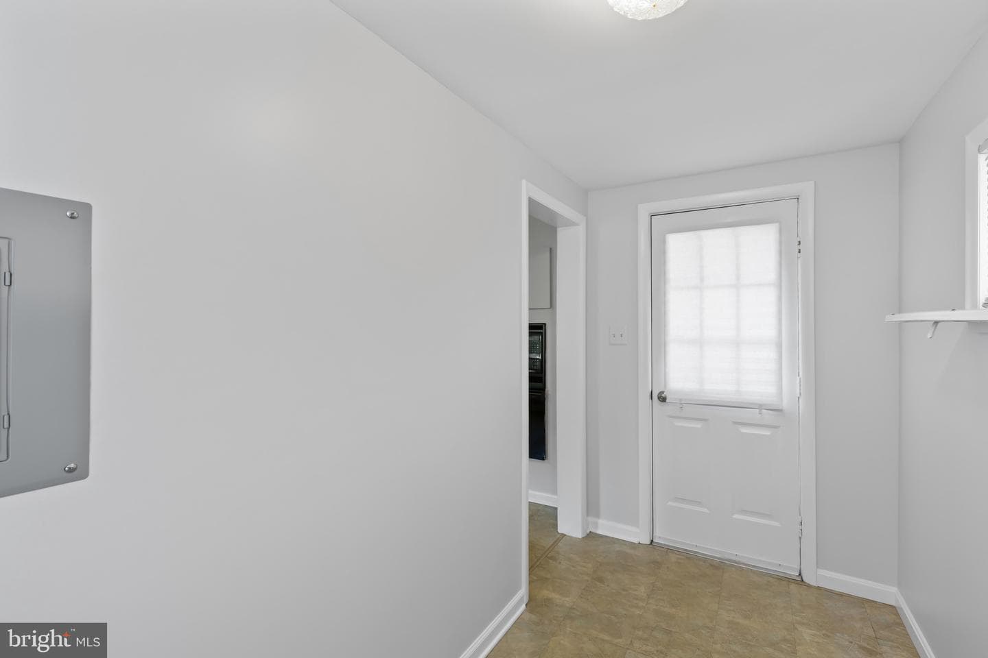 7508 Riddle Avenue photo 7