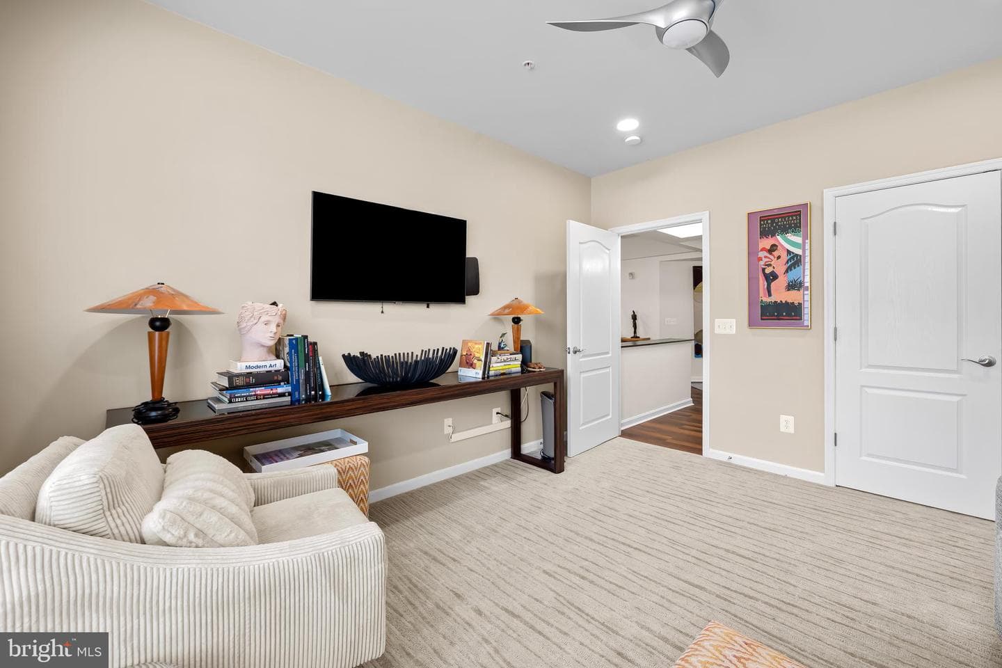 7301 Travertine Drive #403 photo 19