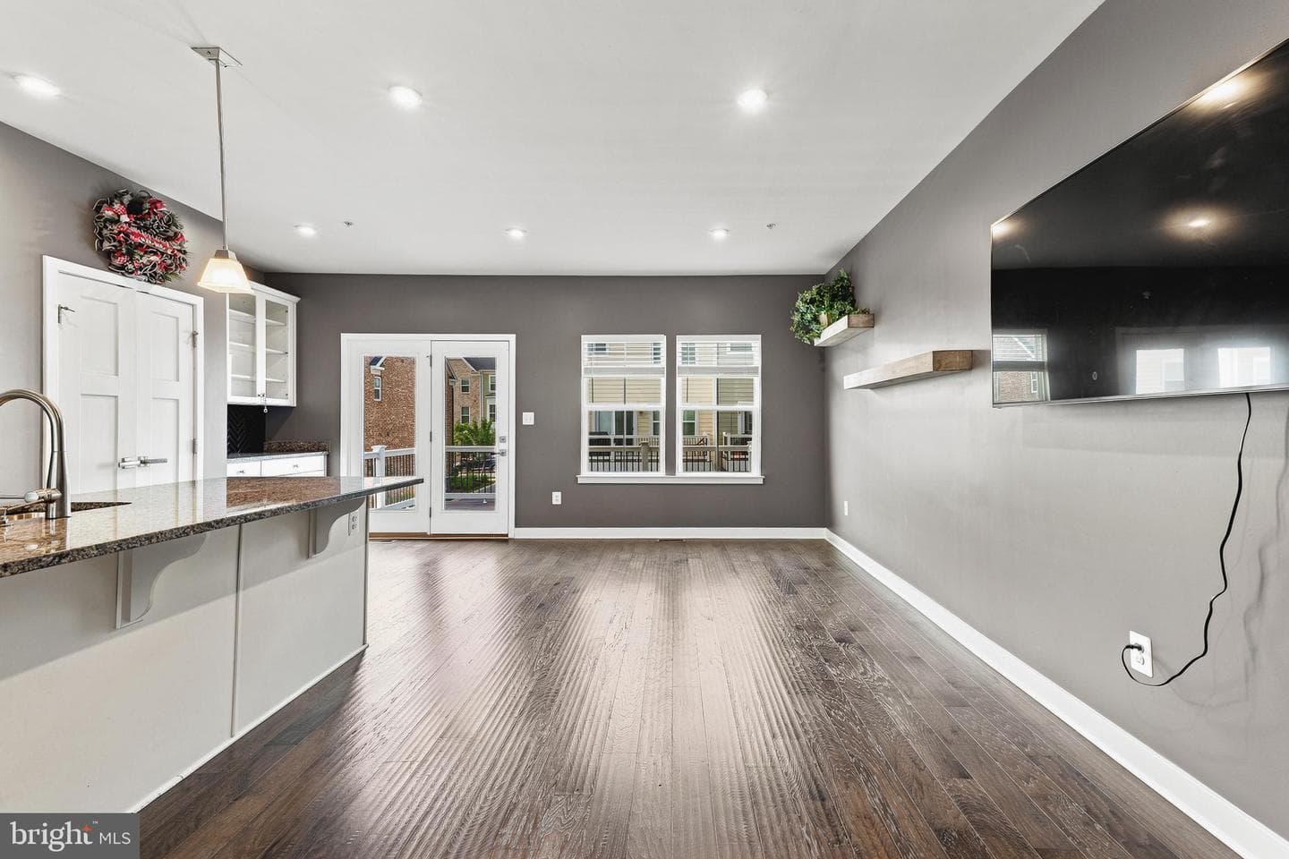 6300 Osterley Street photo 16