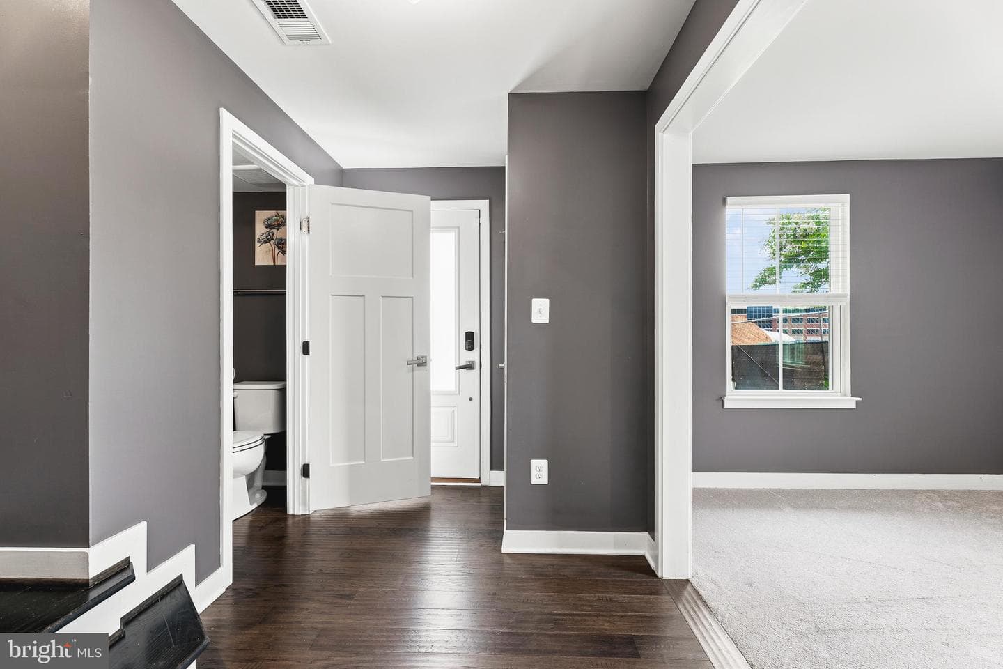 6300 Osterley Street photo 4