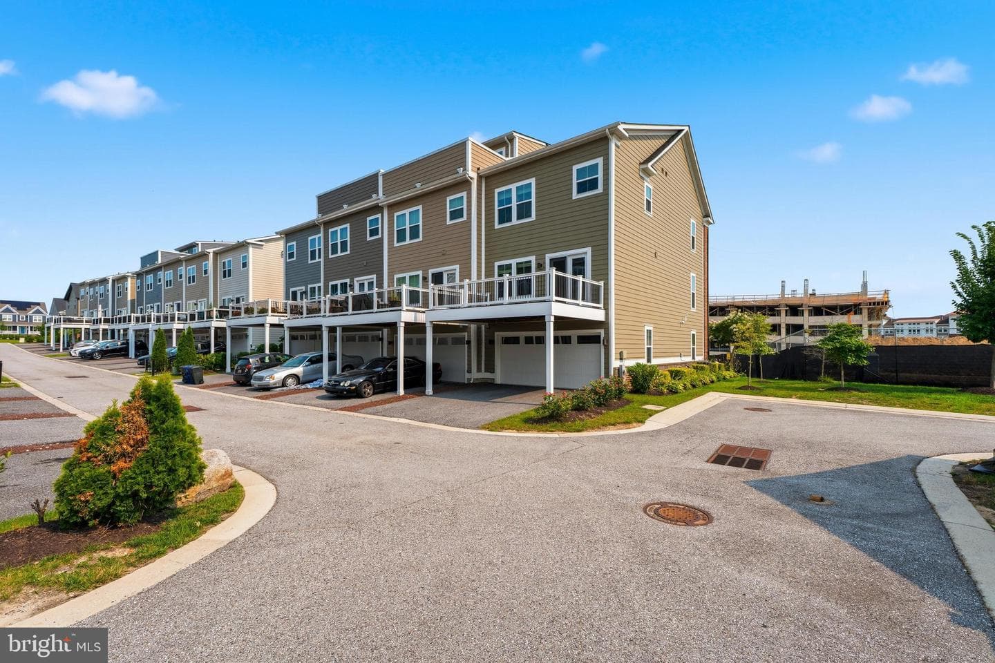 6300 Osterley Street photo 40