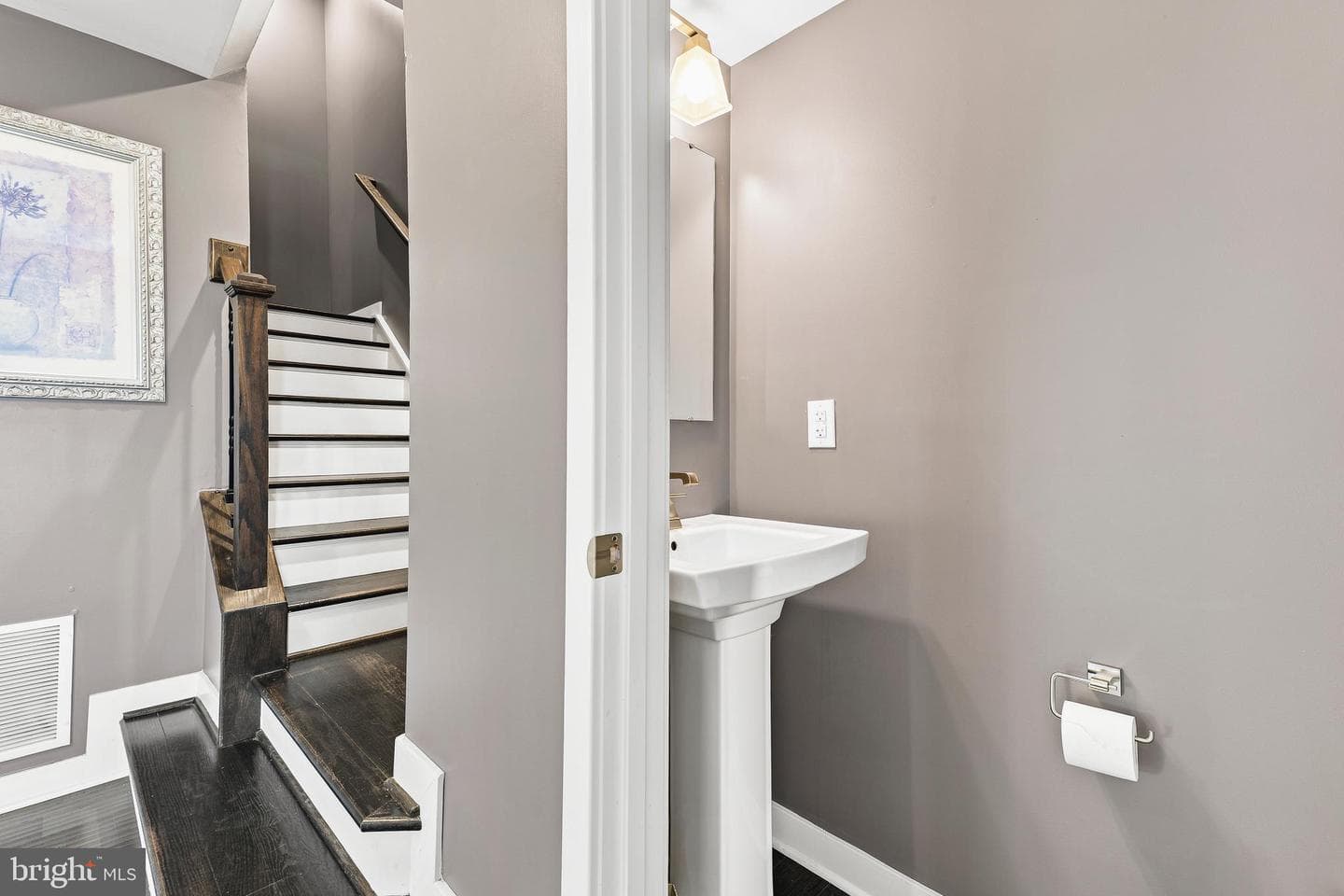 6300 Osterley Street photo 5