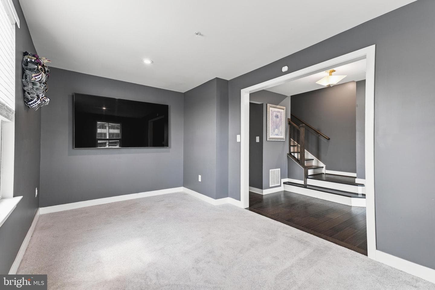 6300 Osterley Street photo 6
