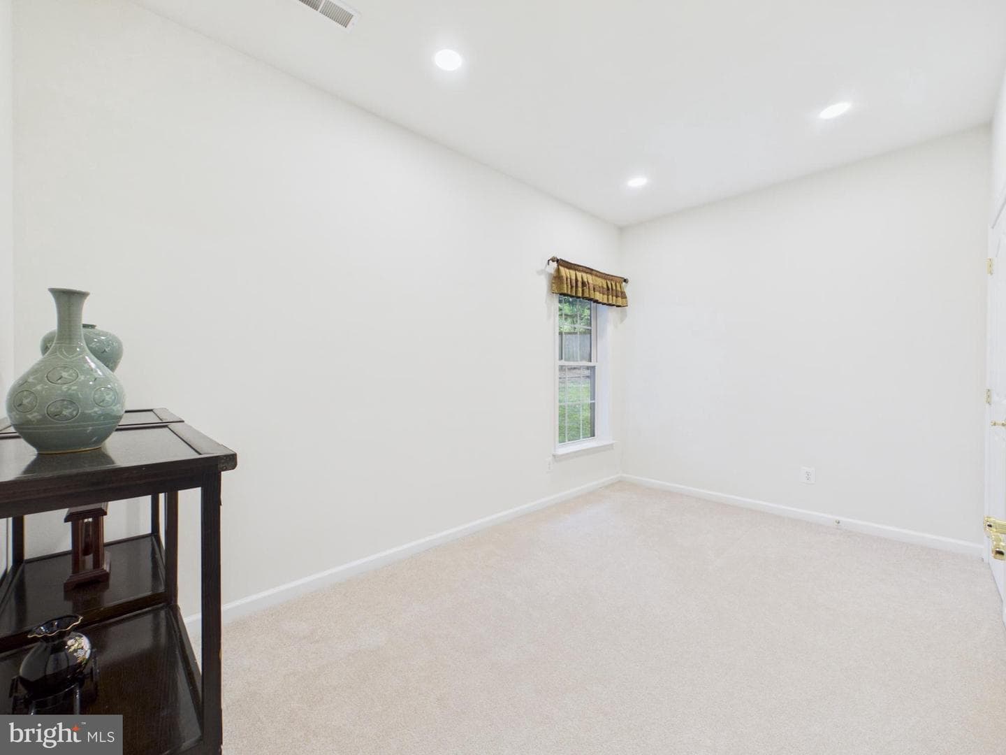 9411 Reservoir Hill Court photo 32