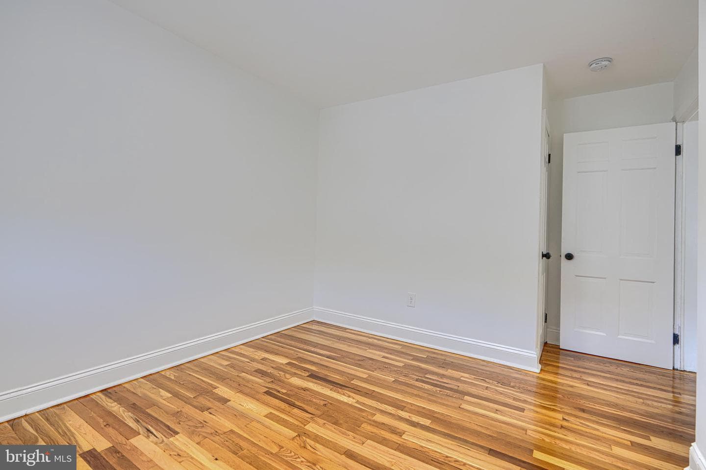 5 Cardinal Road photo 27