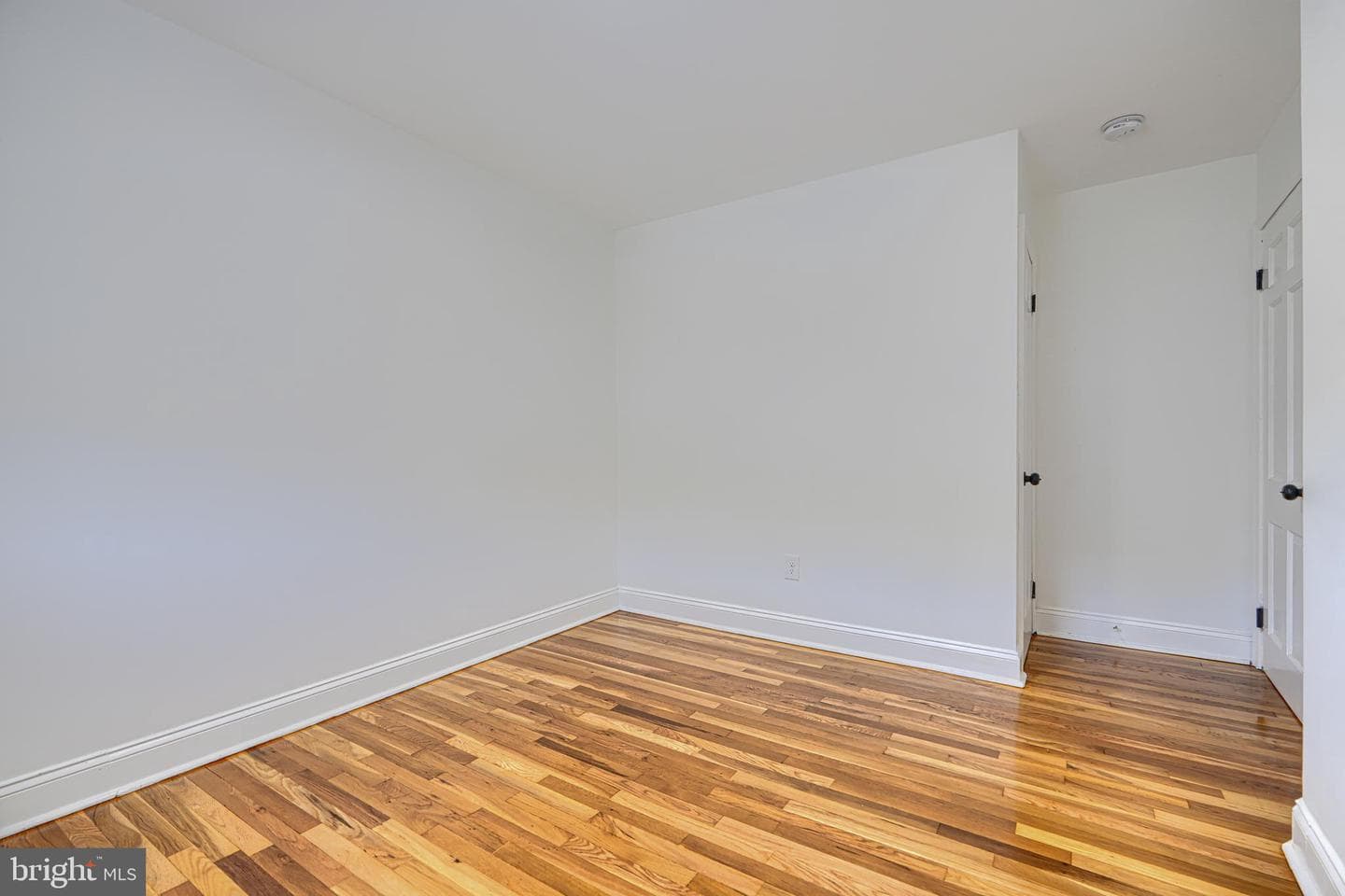 5 Cardinal Road photo 28