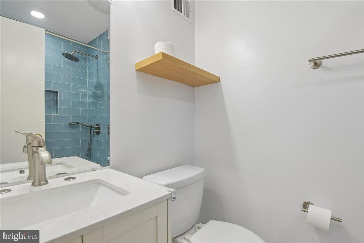 535 Dunkirk Road photo 23