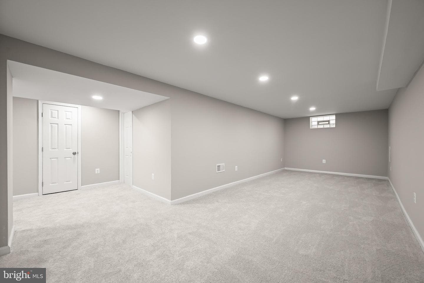 6035 Moorehead Road photo 28
