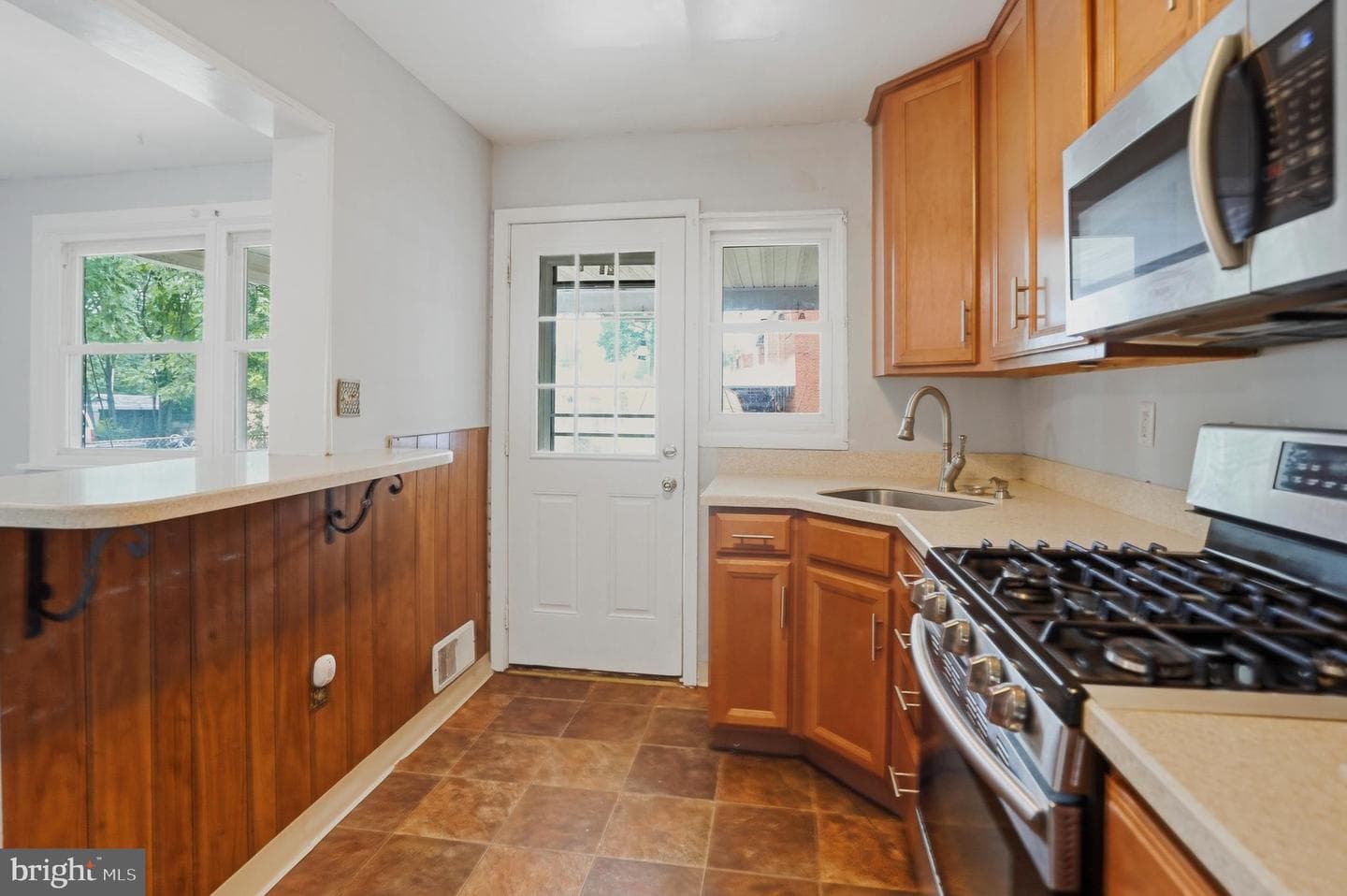 33 Bladen Road photo 11