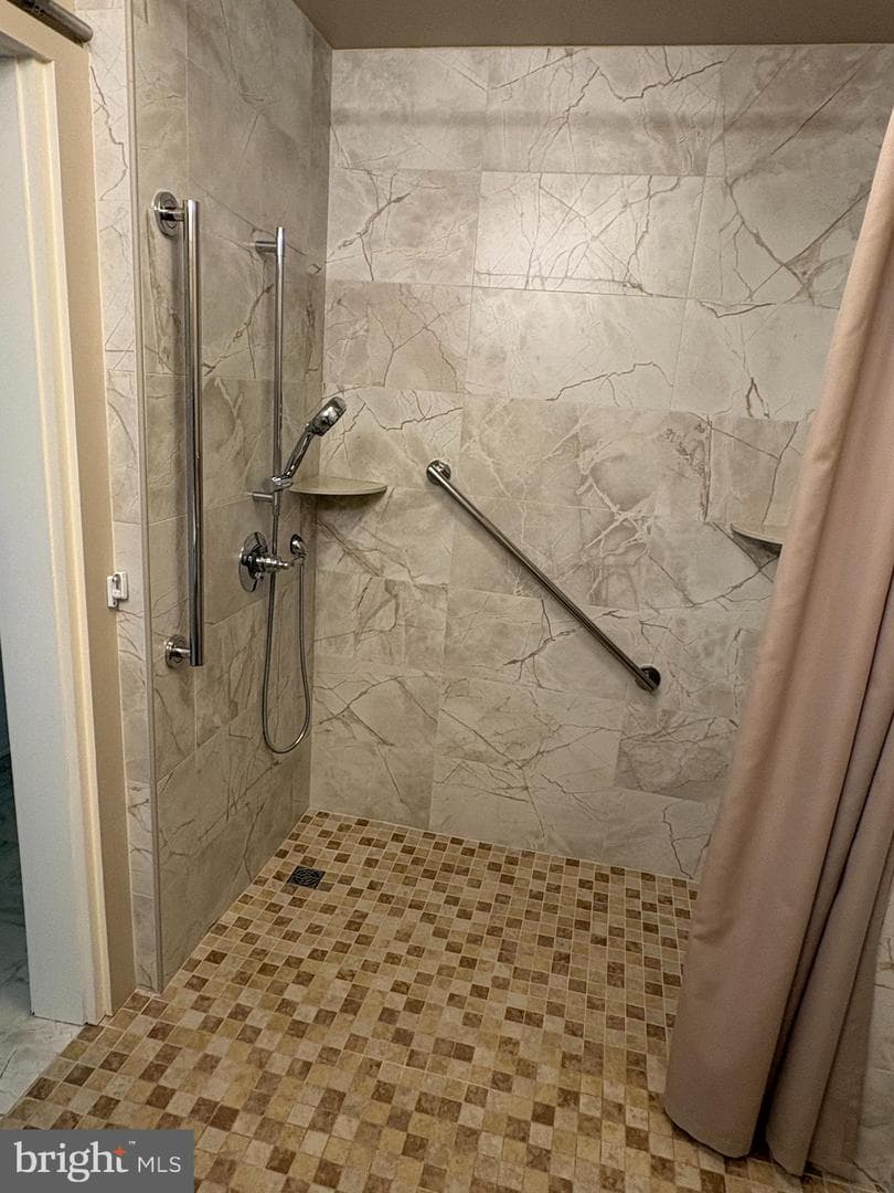 11 Slade Avenue #308 photo 17