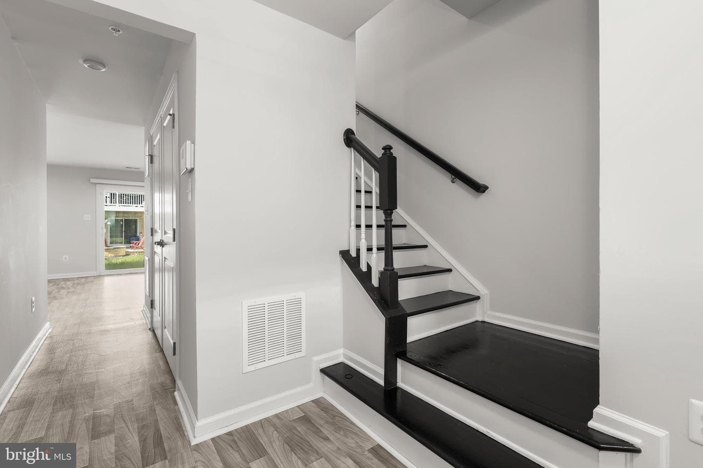 4926 Arborgate Circle photo 9