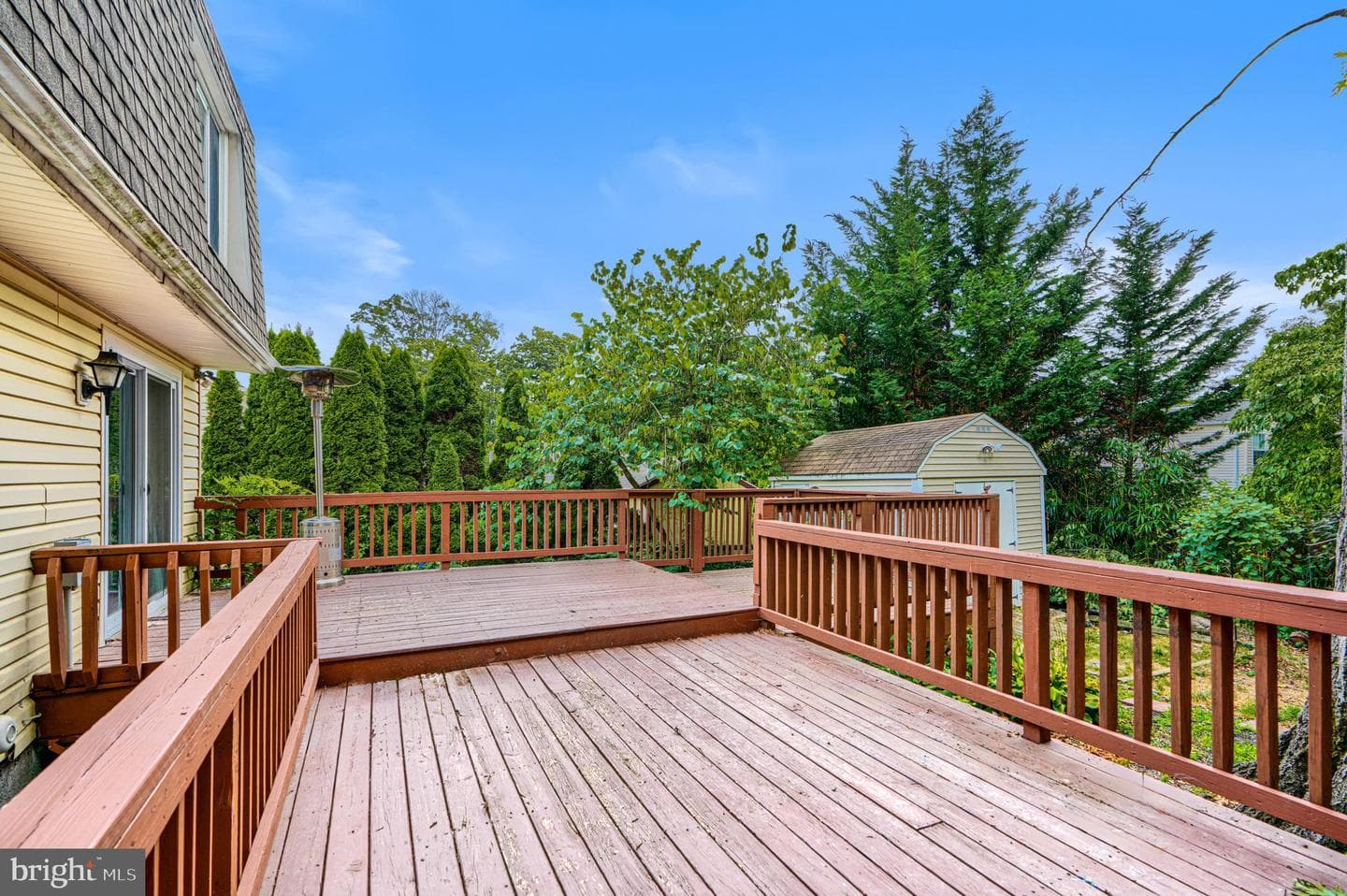 22 Heathrow Manor Court photo 36