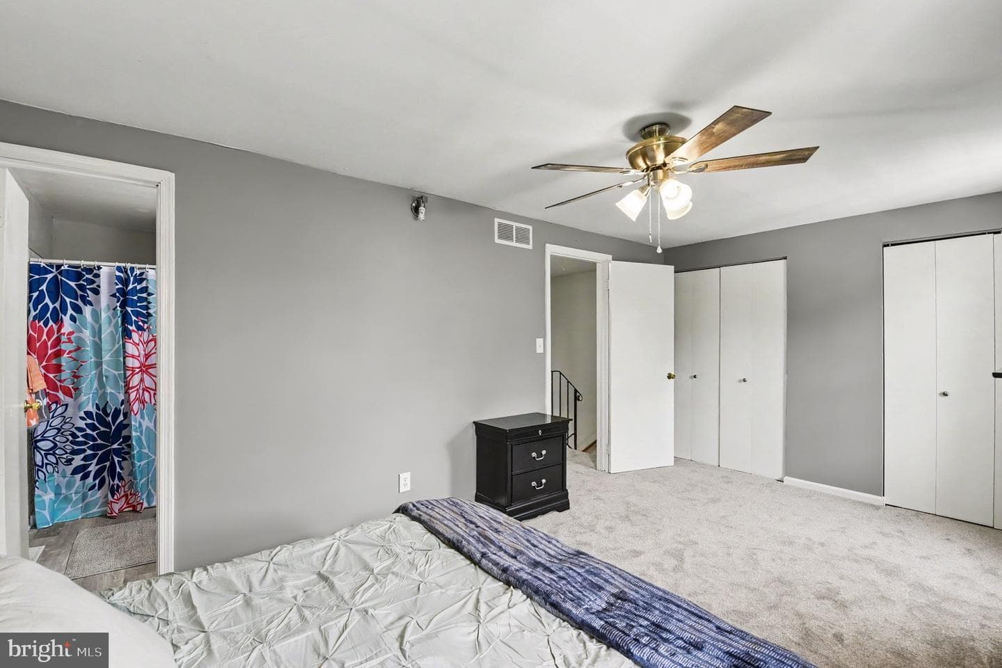 9121 Deviation Road photo 16