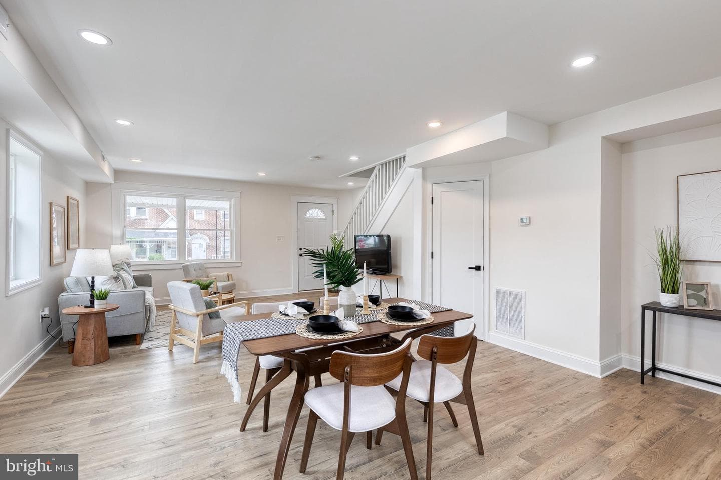 6854 Dunbar Road photo 16