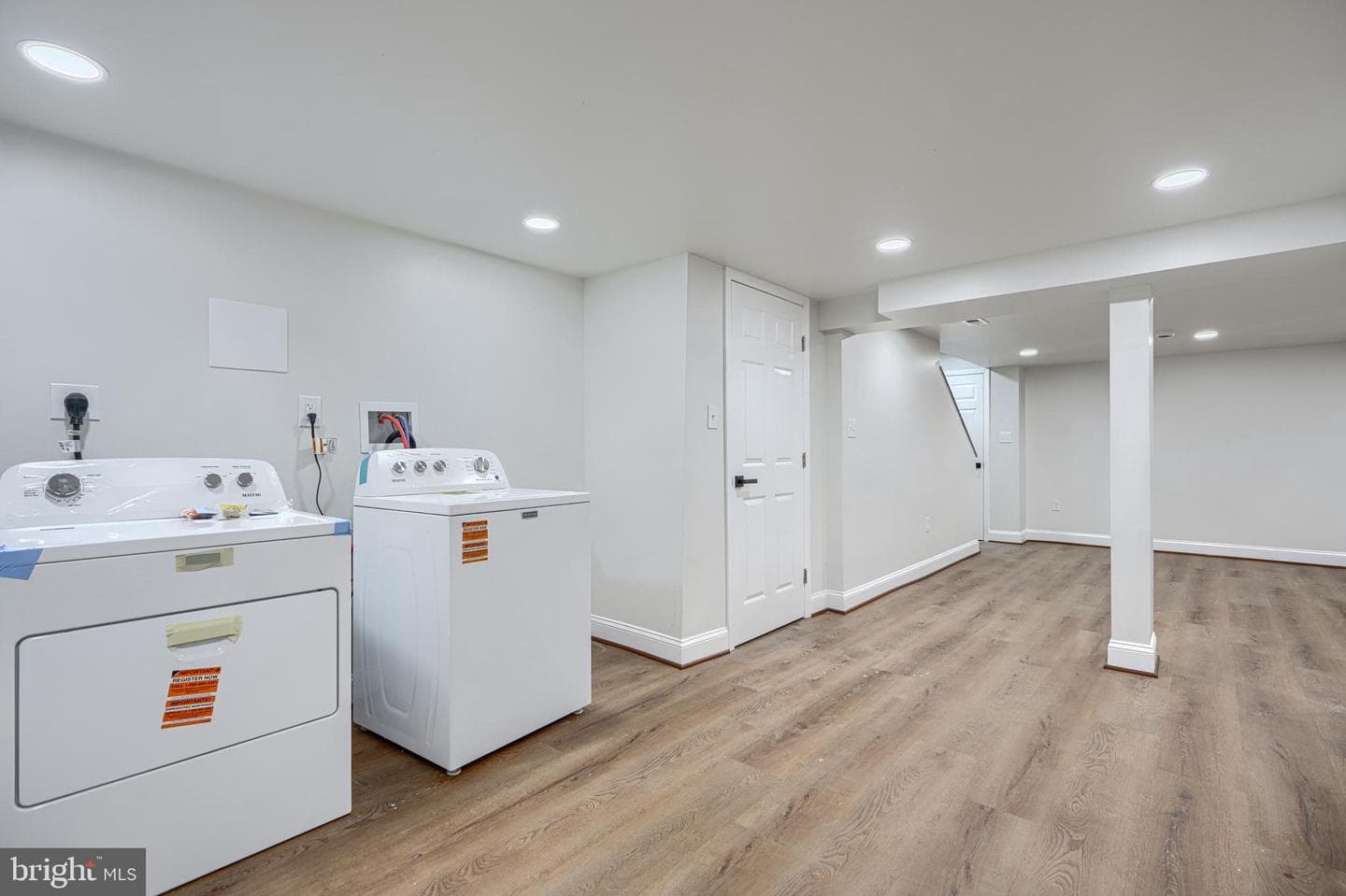 260 Ridge Avenue photo 31