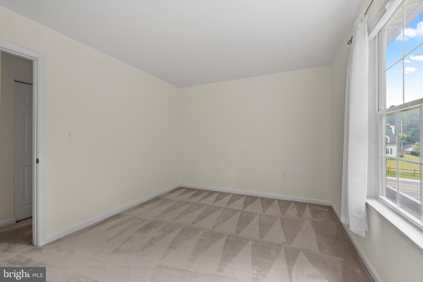 1 Overhill Road photo 28