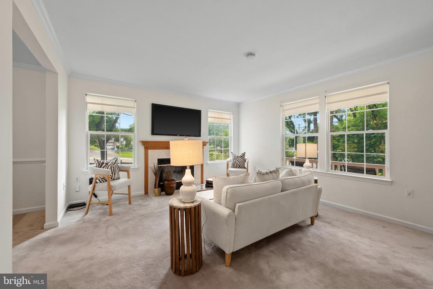1 Overhill Road photo 8