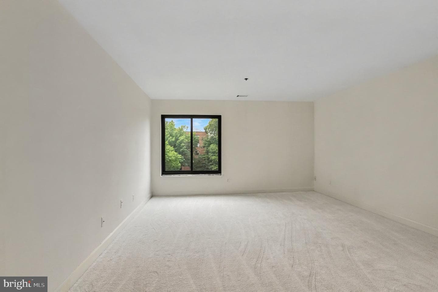 1 Southerly Court #502 photo 15