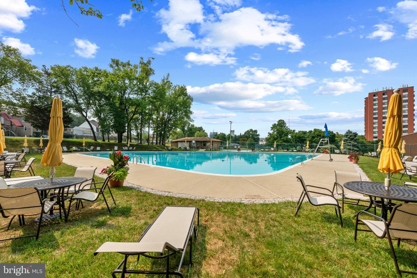 22 Alanbrooke Court #22e photo 26