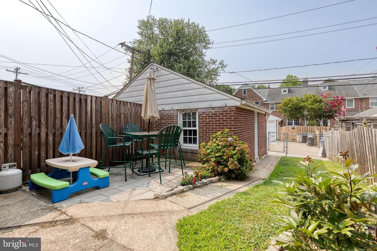 417 Regester Avenue photo 34