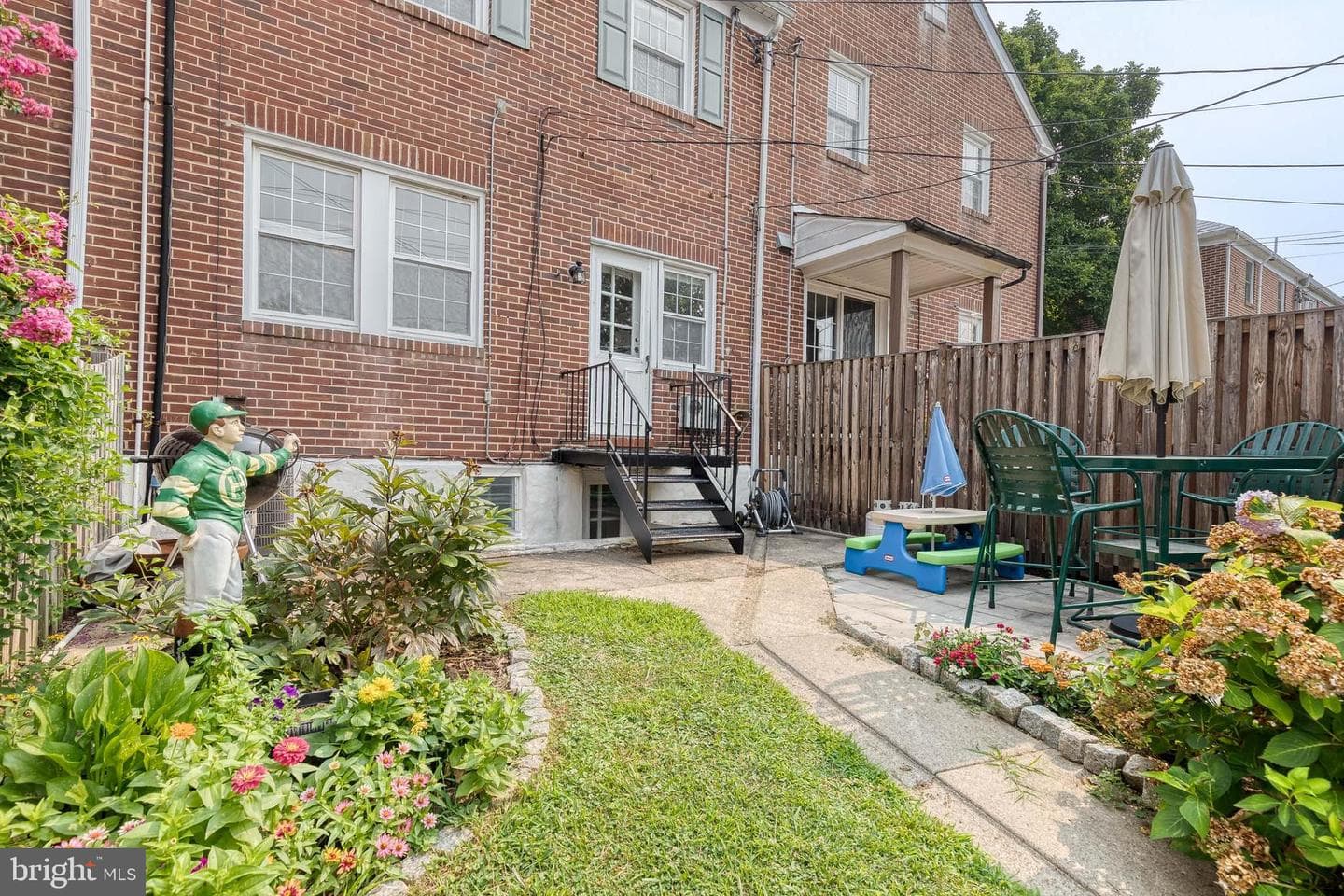 417 Regester Avenue photo 36